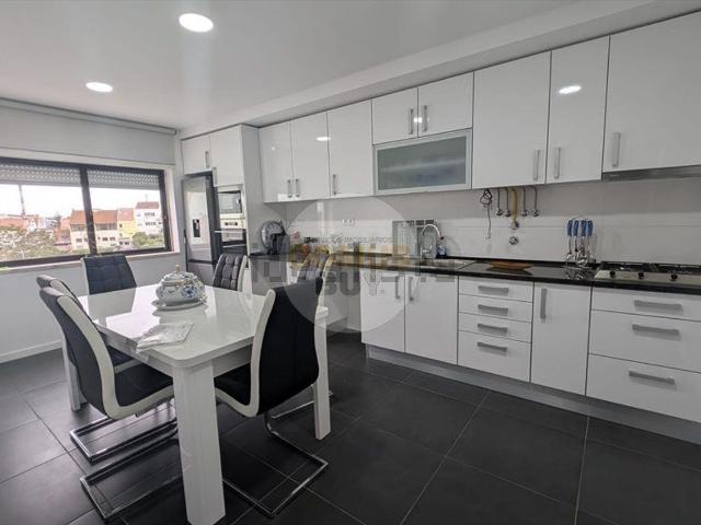 Apartamento, Aldeia de Paio Pires