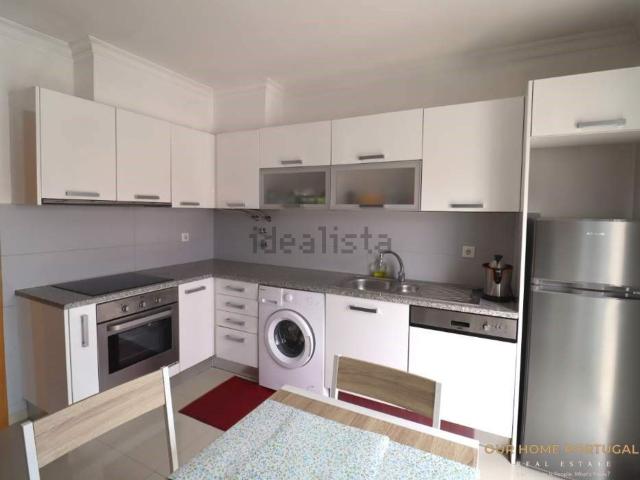 Apartamento, Algoz e Tunes