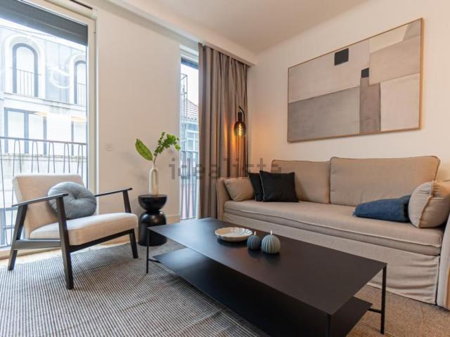 Apartamento, Aliados Clérigos Carlos Alberto, Cedofeita Santo Ildefonso Sé Miragaia São Nicolau Vitória