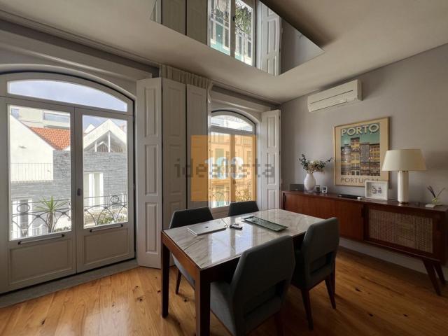 Apartamento, Aliados Clérigos Carlos Alberto, Cedofeita Santo Ildefonso Sé Miragaia São Nicolau Vitória