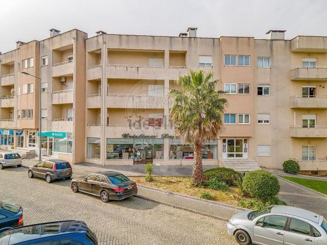 Apartamento, Alpendorada Várzea Torrão
