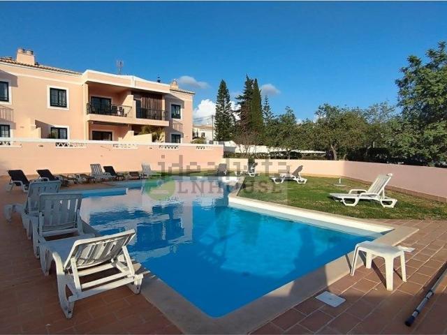 Apartamento, Alvor