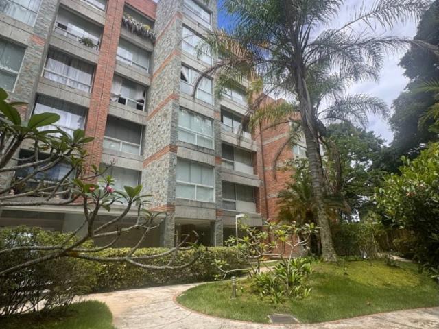 Apartamento Amoblado en Venta Loma Linda