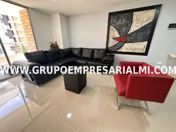 Apartamento Amoblado En Arriendo Sector Laureles Cod: 26279