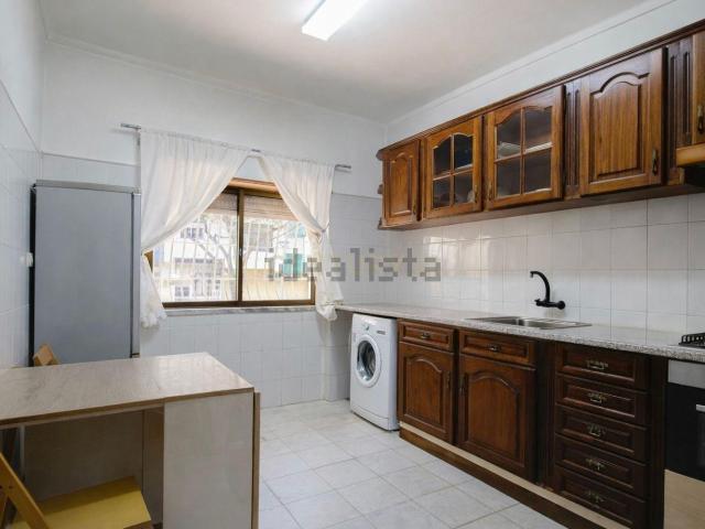Apartamento, Amora