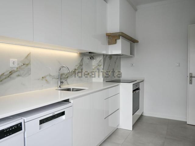 Apartamento, Amora