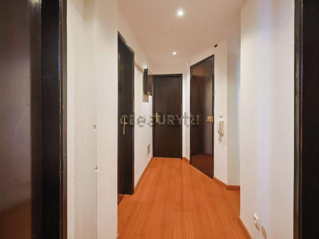 Apartamento, Amora