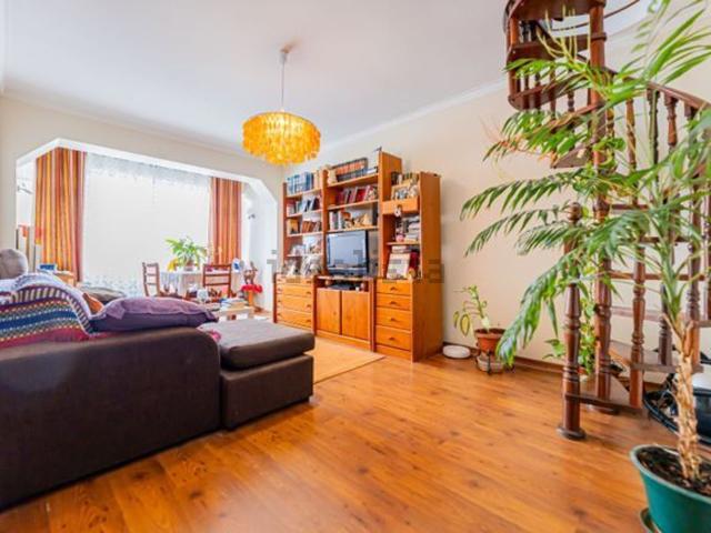 Apartamento, Amora