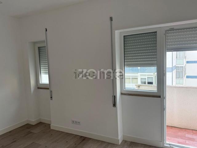 Apartamento, Amora