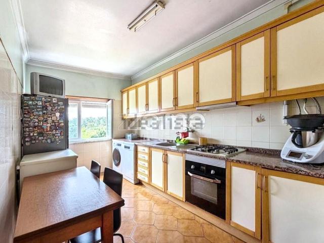 Apartamento, Amora