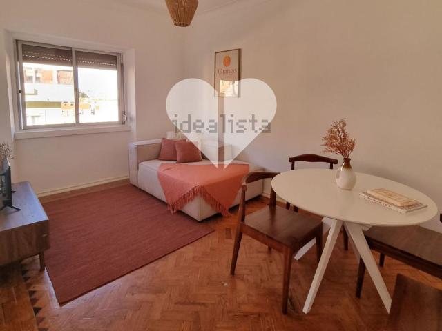 Apartamento, Amora