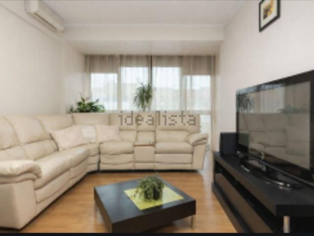 Apartamento, Amora