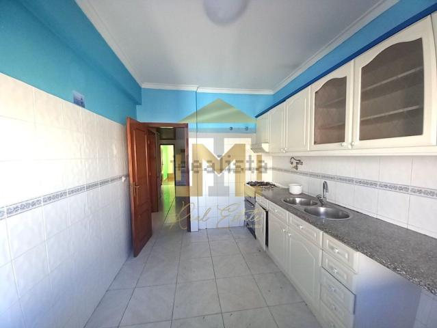 Apartamento, Amora