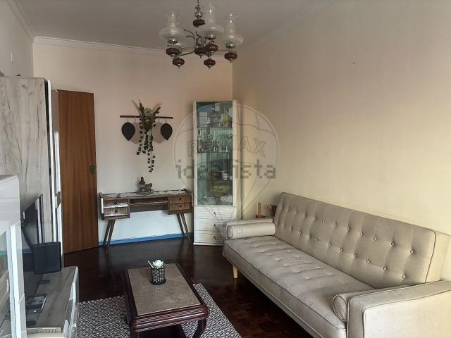 Apartamento, Amora