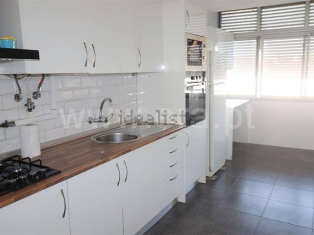 Apartamento, Amora
