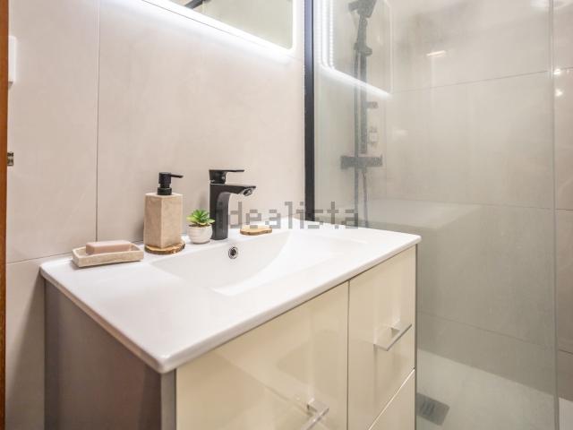 Apartamento, Amora