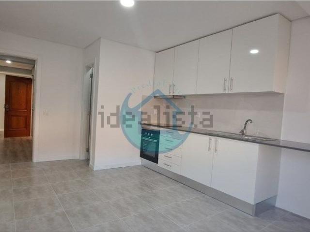 Apartamento, Amora