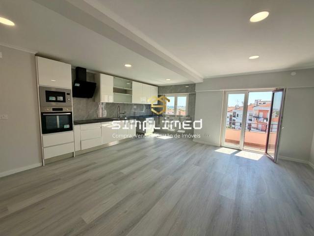 Apartamento, Amora