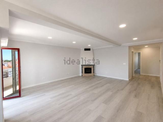 Apartamento, Amora
