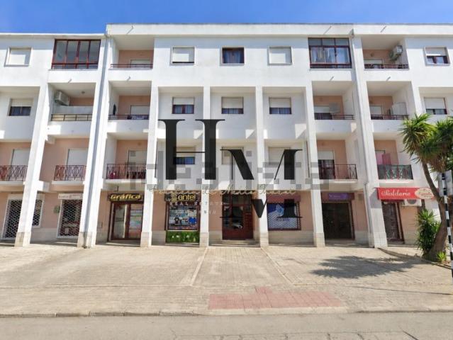 Apartamento, Amora