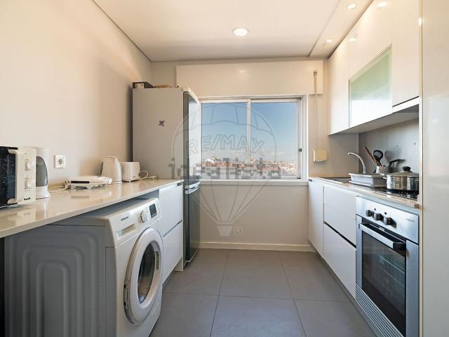 Apartamento, Amora