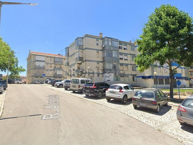 Apartamento, Amora
