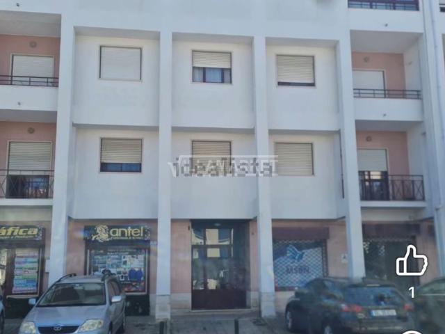 Apartamento, Amora