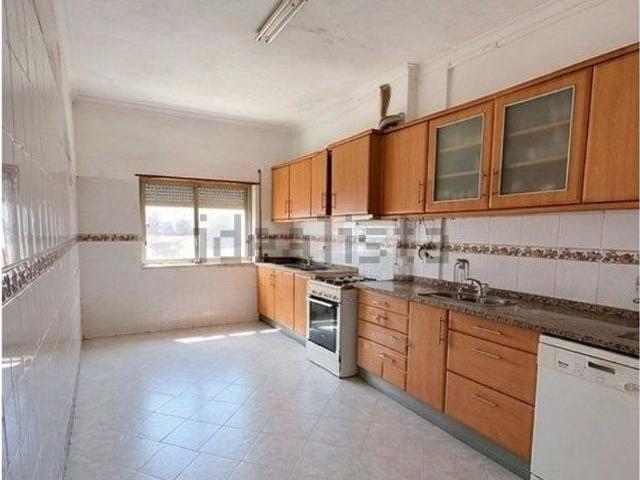 Apartamento, Amora