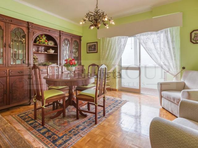 Apartamento, Amora