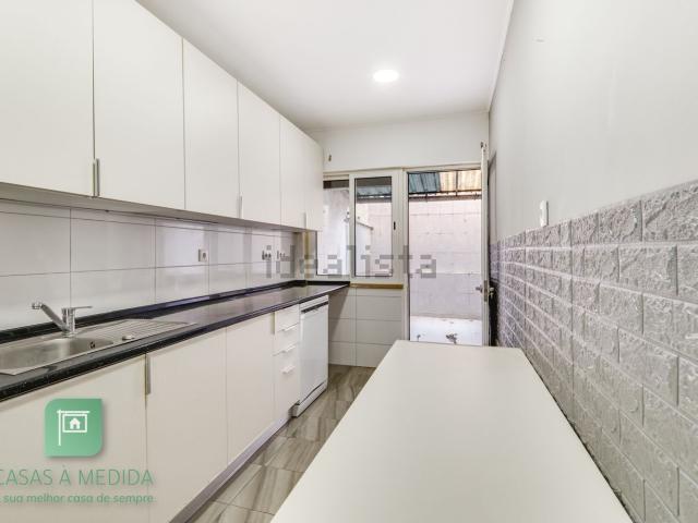 Apartamento, Amora