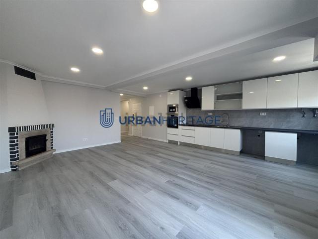 Apartamento, Amora