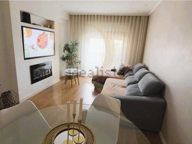Apartamento, Amora