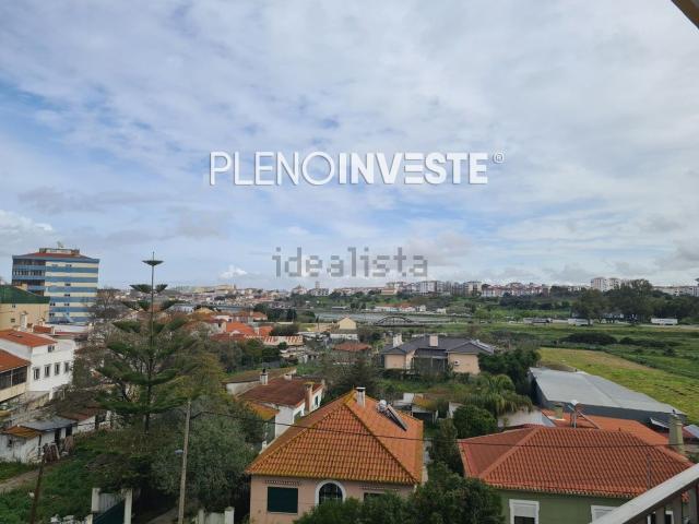 Apartamento, Amora
