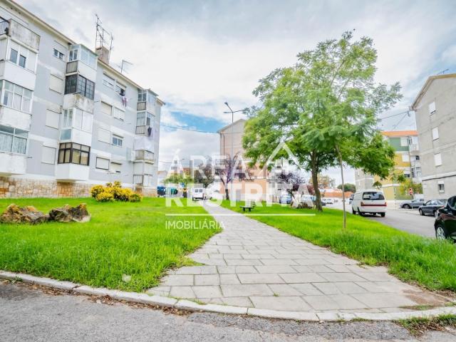 Apartamento, Amora