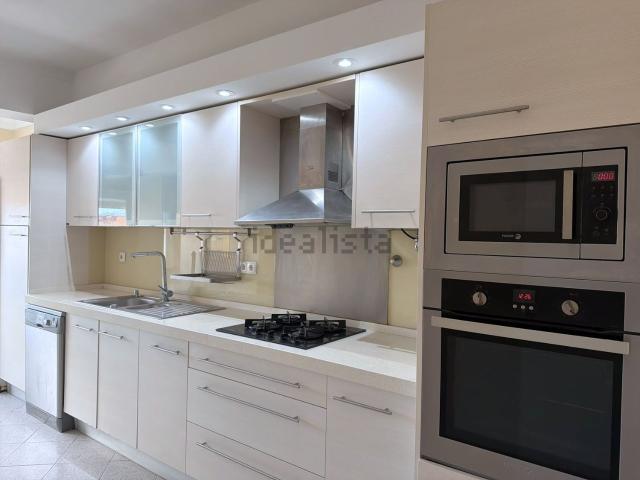 Apartamento, Amora