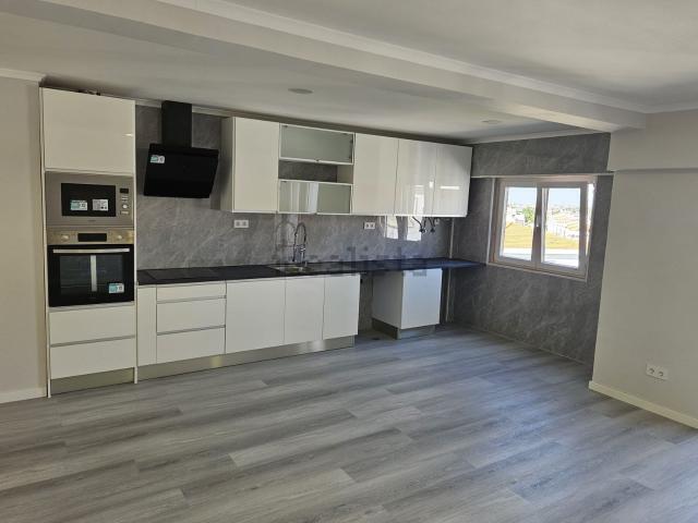 Apartamento, Amora