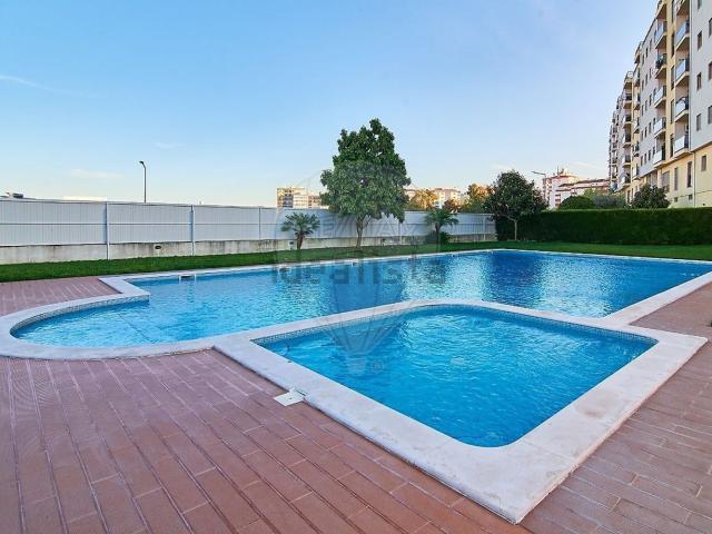 Apartamento, Amora