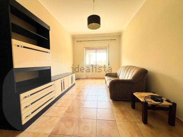Apartamento, Amora