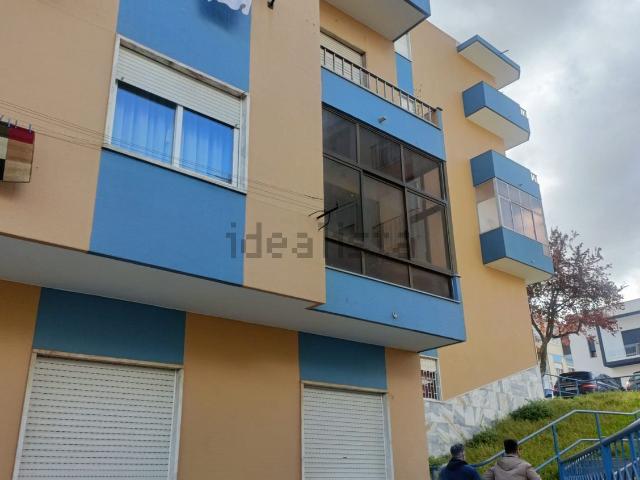 Apartamento, Amora