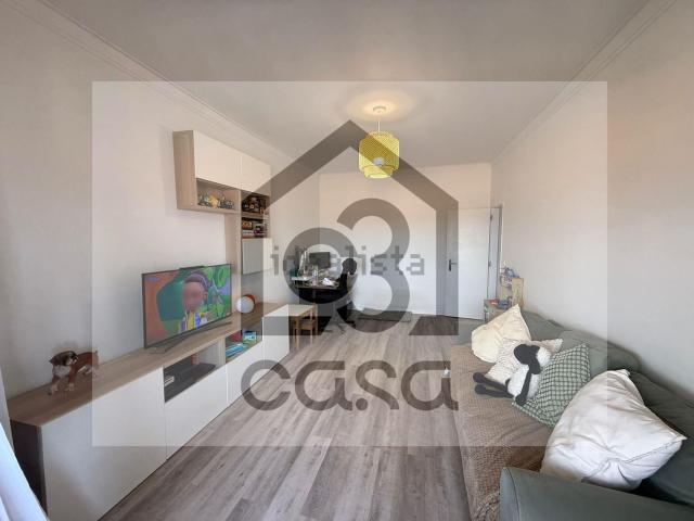 Apartamento, Amora