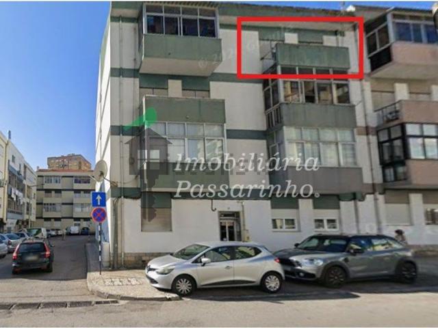 Apartamento, Amora