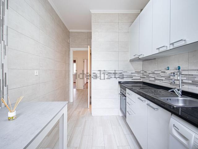 Apartamento, Amora