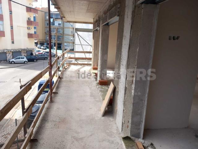 Apartamento, Amora