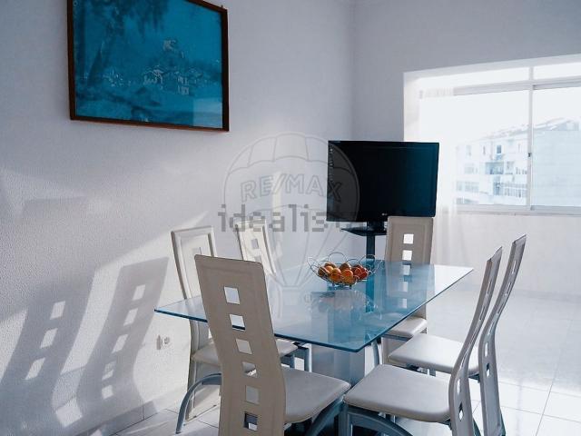 Apartamento, Amora