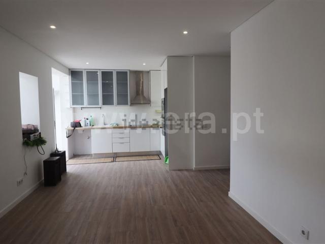 Apartamento, Amora