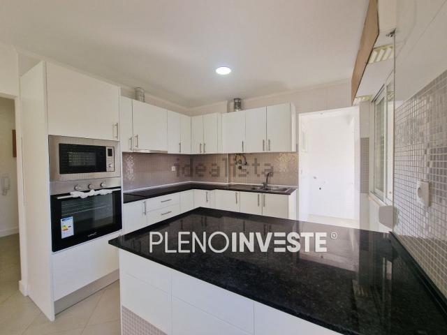 Apartamento, Amora