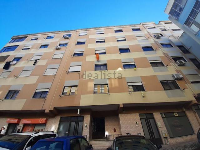 Apartamento, Amora