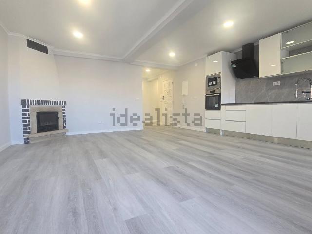 Apartamento, Amora