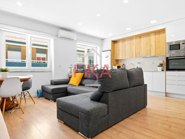 Apartamento, Amora