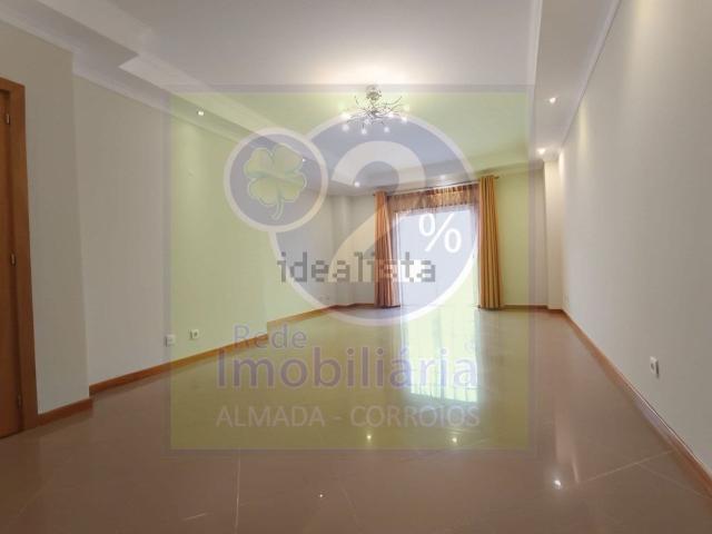 Apartamento, Amora